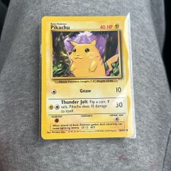 1999 Pokemon Base Set Unlimited Shadowed Yellow Cheeks Pikachu 58/102