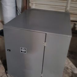 Medium temperature condenser