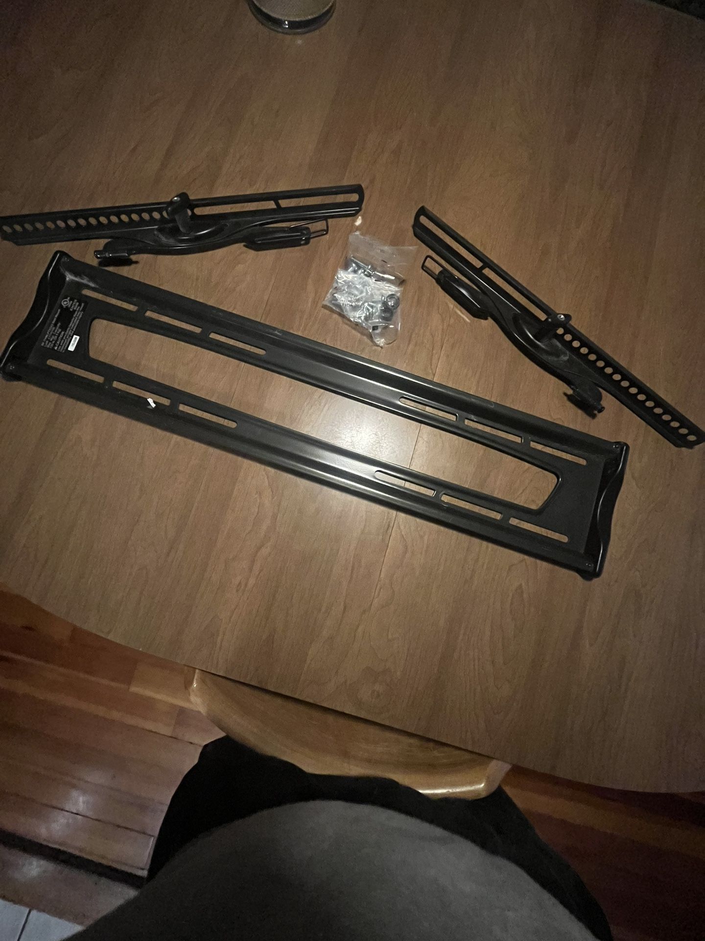 TV mount