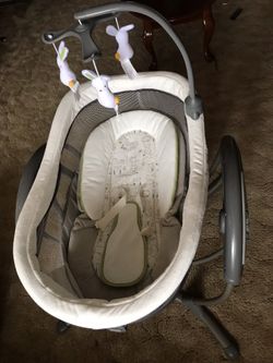 Baby sleep and swing