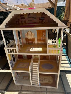 Huge Dollhouse