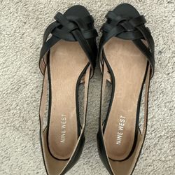 NINE WEST WOMEN SANDALS/HEELS -NEW ,NEVER USED
