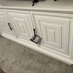  White Accent Console 