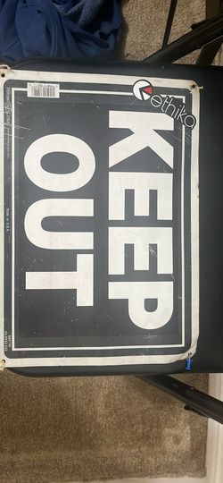 Keep out sight real