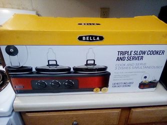 TRIPLE SLOW COOKER AND SERVER.