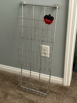 File or homework holder