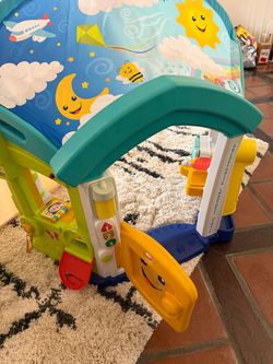 Little tykes activity center with canopy