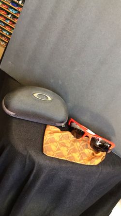 Oakley Flak 2.0 sport sunglasses