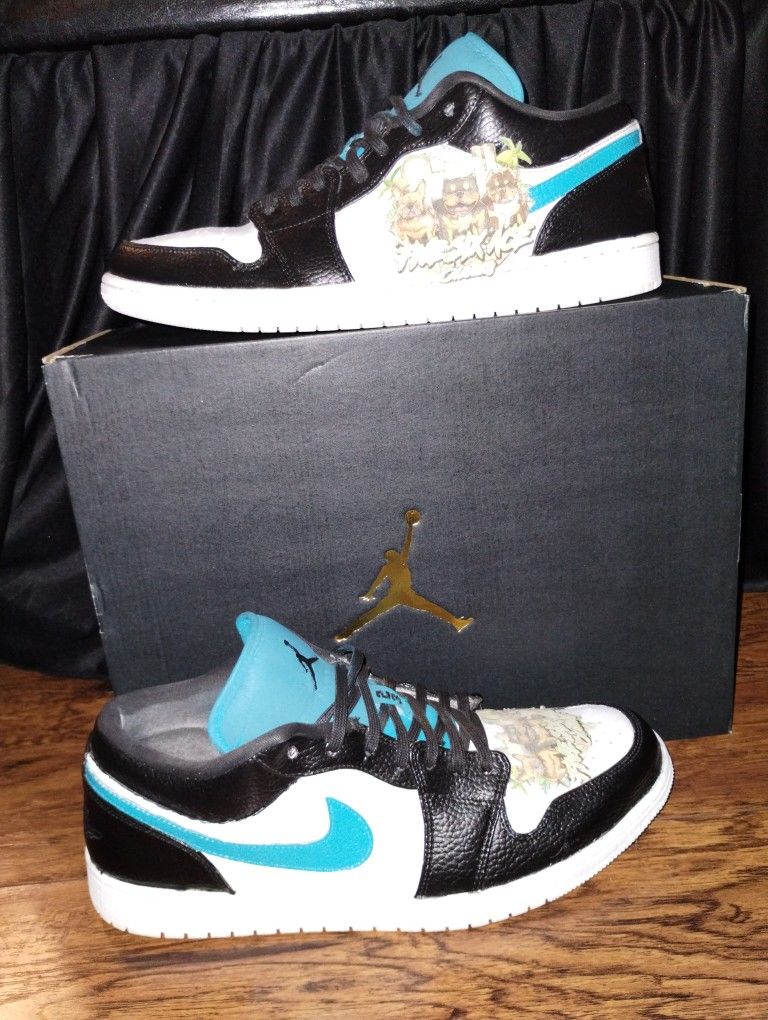 Custom Air Jordans Men's size 13- Pre-owned