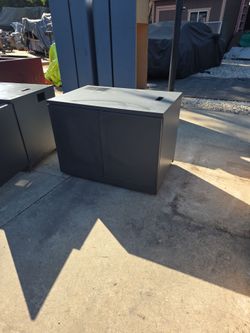 FREE OFFICE FURNITURE!!