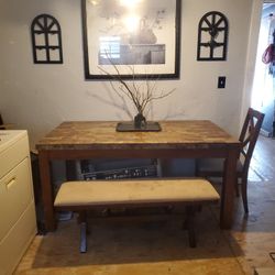 Dinning Table 