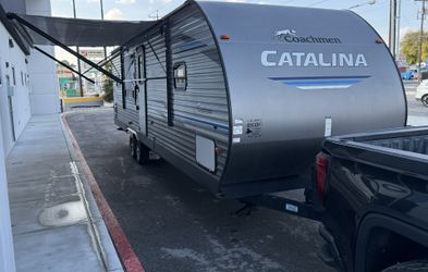2019 COACHMEN CATALINA