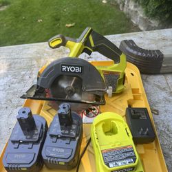 Ryobi  5 1/2 “ 18v Circular Saw  w/2 Batteries and Charger