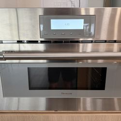 Thermador Stainless Steel 30” Built-in Microwave Oven 