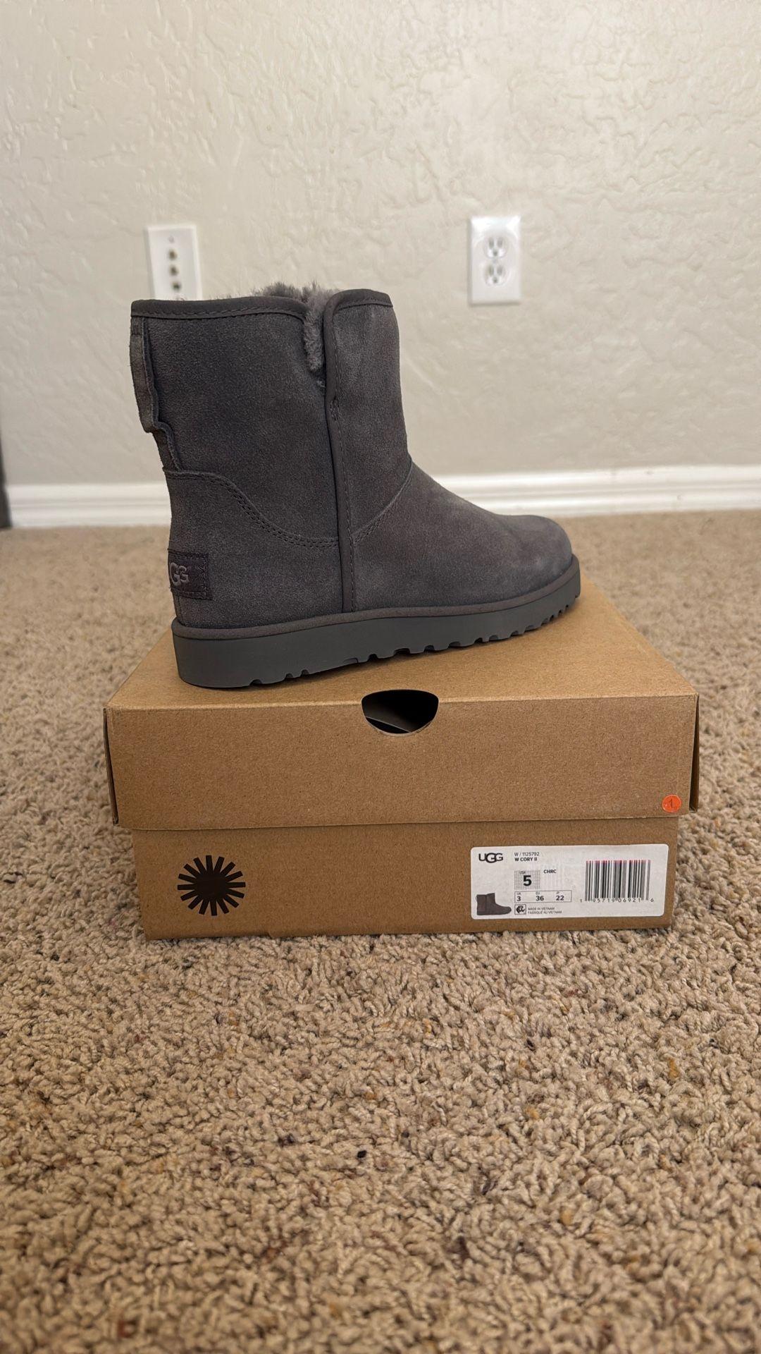 UGGS boots
