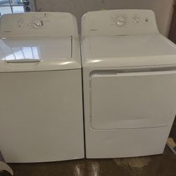 HotpointWasher And Electric 220v Dryer