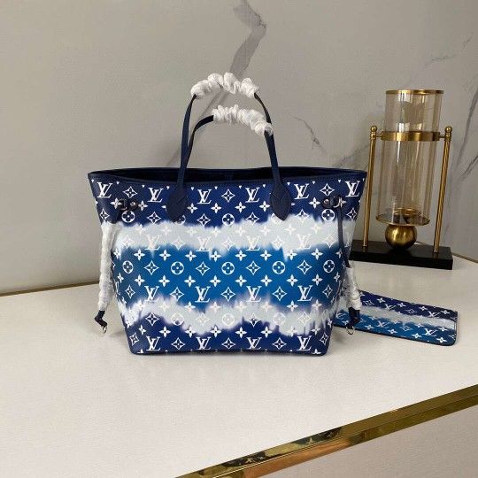 Escale Neverfull MM Blue Tote M45128 12.2 x 11 x 5.5 inches