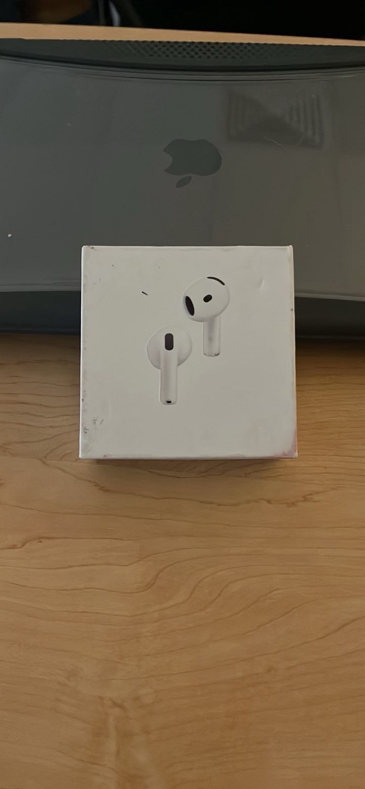 Apple AirPods Gen 4