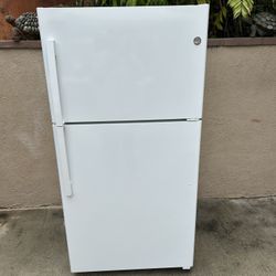 GE Fridge White 21cu Ft 33x31x66🛑👍3 MONTHS WARRANTY 