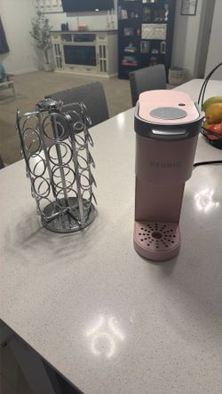 Keurig With Rotating K Cup Holder