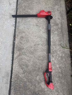 New CRAFTSMAN V20 20-volt max 18-in Battery Hedge Trimmer 2 Ah
Battery Included, Charger
Included.