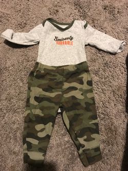 Carters baby outfit.