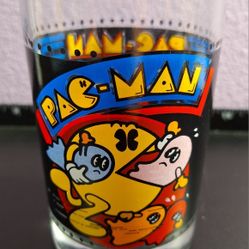 PACMAN VINTAGE GLASS 1980 COLLECTIBLE 