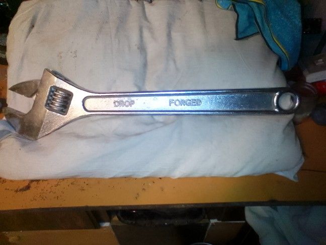 24" Crescent Wrench 