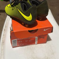 Kids Soccer Cleats