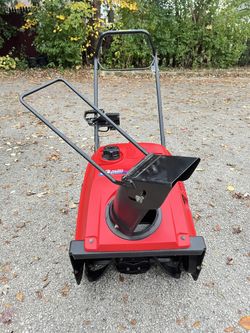 Honda Snowblower Pull Or Electric Start Hs520 20”