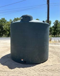 New 5000 Gallon Water Tanks 