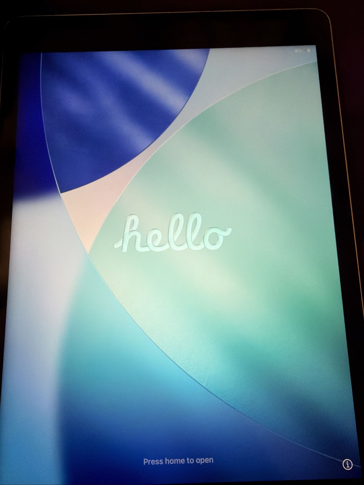 📱 iPad 9th Gen – Great Condition – Works Flawlessly