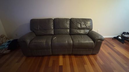 Free Reclining Sofa