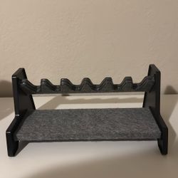 6 Pistol Stand