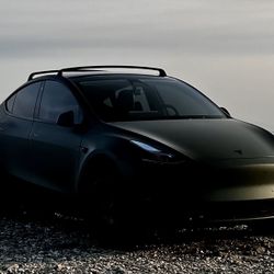 2023 - Tesla Model Y