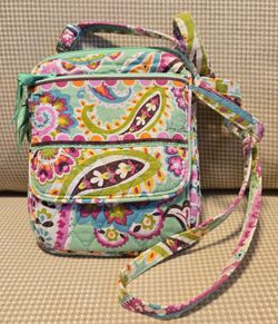 Tutti Fruitt Vera Bradley Hipster Crossbody (EUC)
