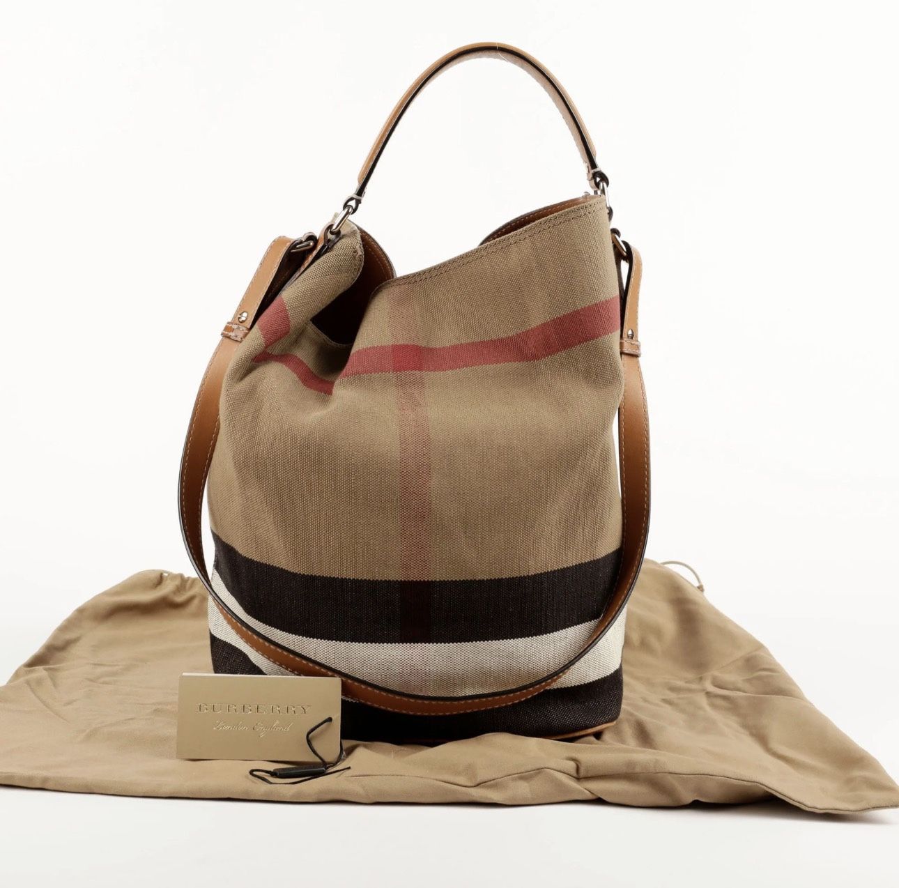 Burberry Ashby Medium Bucket Bag - New