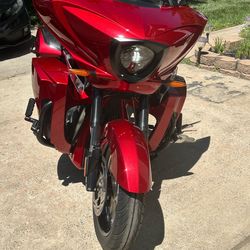 2013 Vicory cross country motorcycle