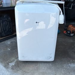 LG Portable Air Conditioner 