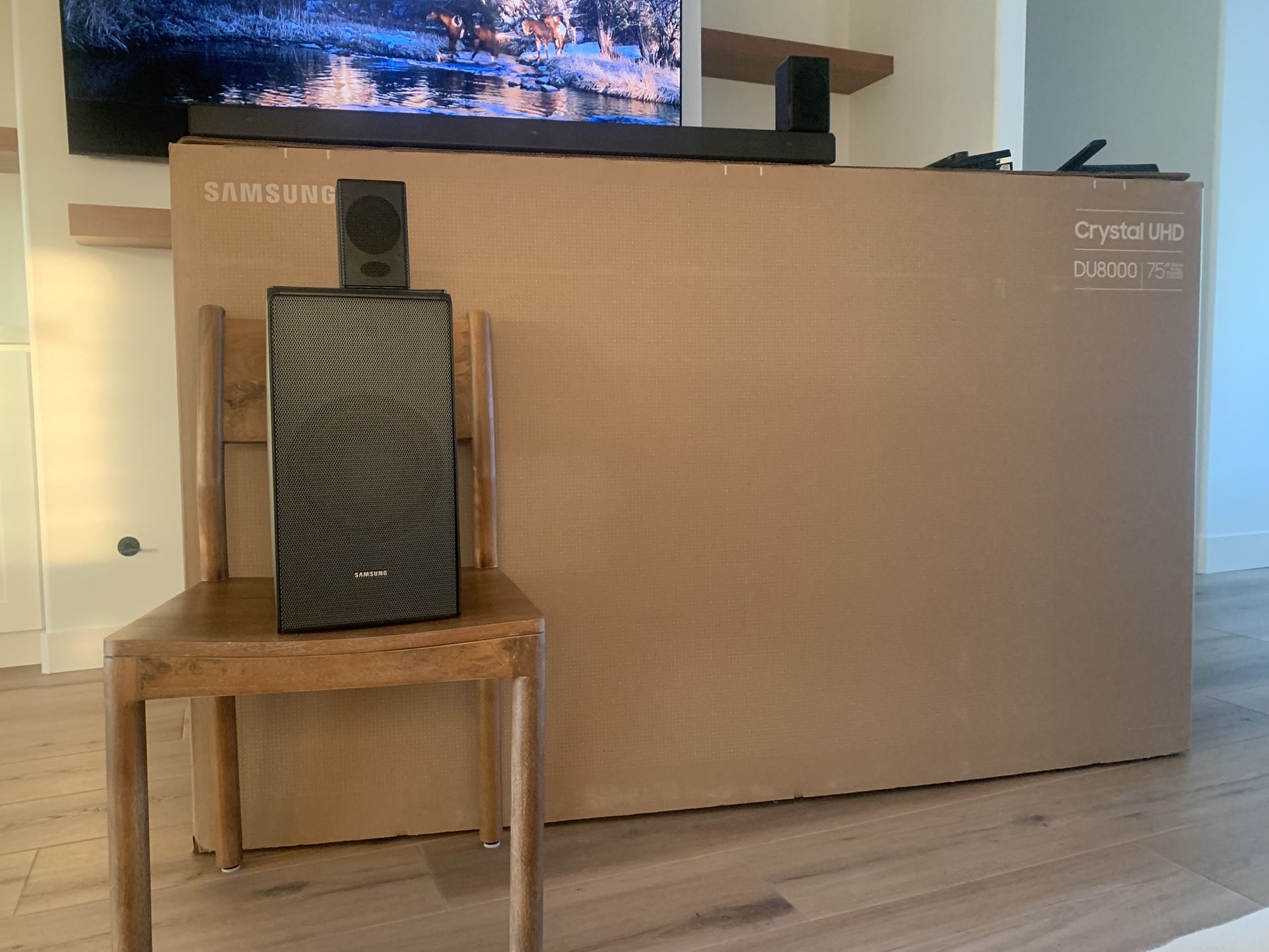 75” Samsung DU8000 + Soundbar + Rear Speakers