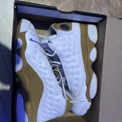 Brand:Jordan Model: Jordan 13 White/wheat Color:white, And Brown Size 6.5