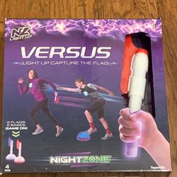 Toysmith Versus Nightzone Light Up Capture The Flag Game