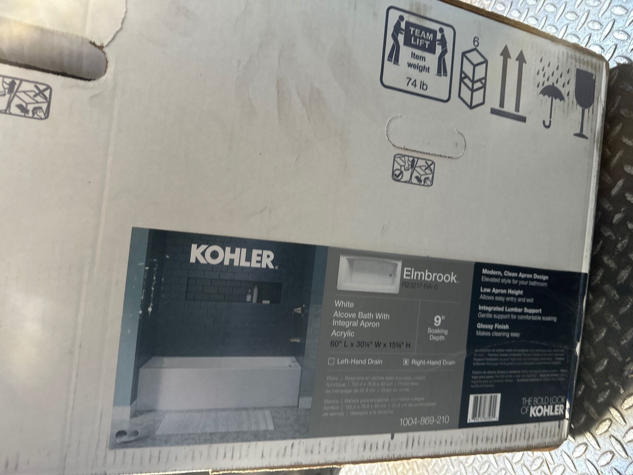 KOHLER Elmbrook 60 in. x 30.25 in. Soaking Bathtub with Right-Hand Drain in White K-R23217-LA-0
