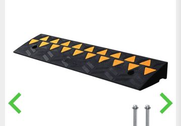 Vevor Curb Ramp 39.4" x 9.8" Heavy Duty Rubber Driveway Ramp