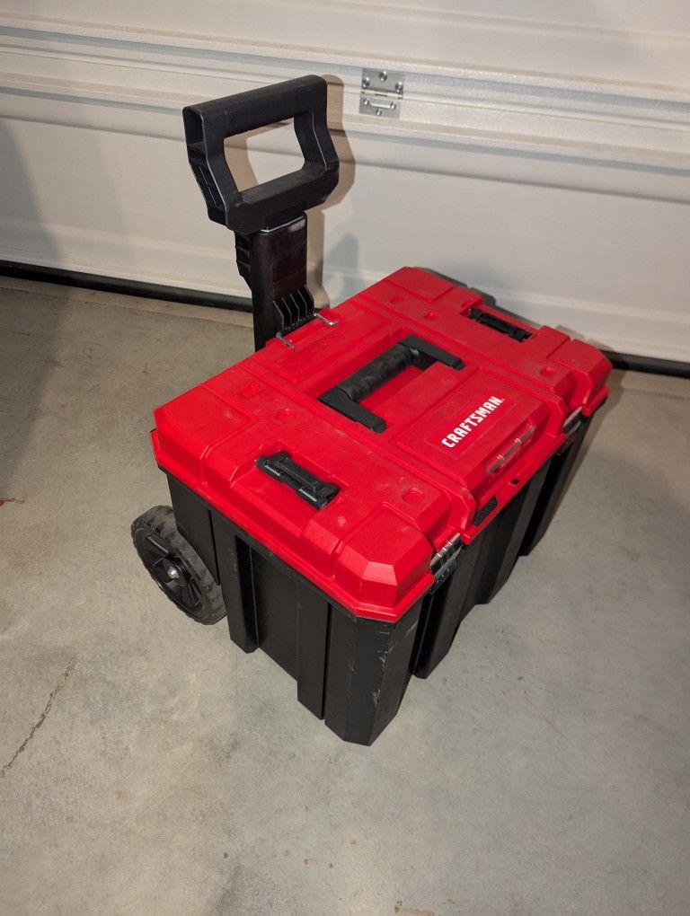 VERSASTACK 20-IN W X 39.0-IN Η X 17.0-IN D RED PLASTIC ROLLING TOOL BOX