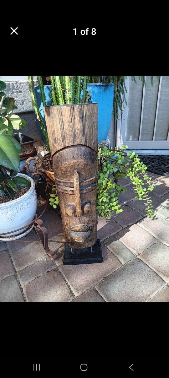 $15 Vintage Hand Craved African Tabletop Sculpture Mask. Beautiful Vintage Condition 21"Tall