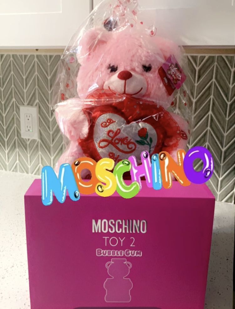 Moschino Ladies Toy 2 Bubble Gum Gift Set Fragrances