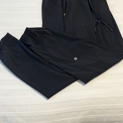 Lululemon Women’s License To Train Jogger Size 4