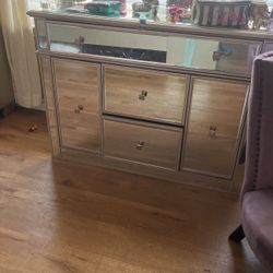 Mirror Dresser 