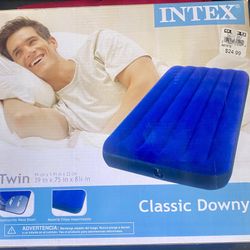 Intex Blow Up Mattress Twin New